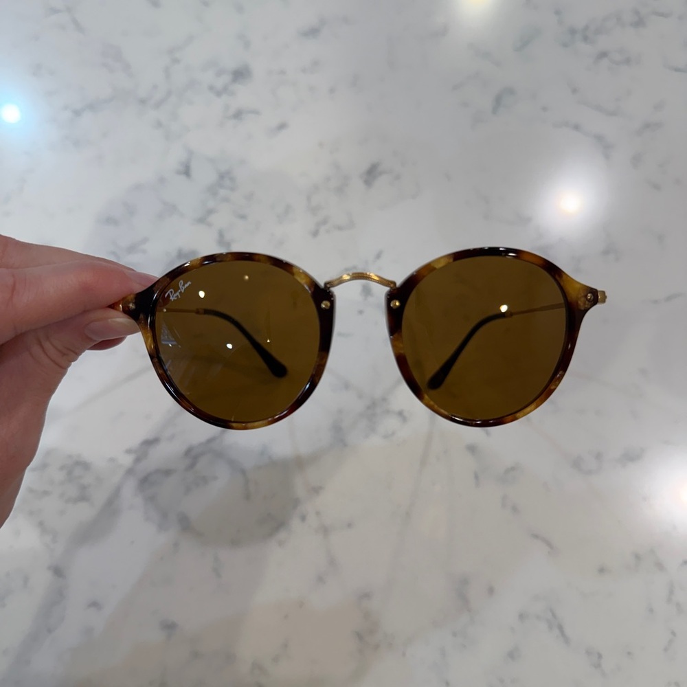 Ray-Ban Tortoise Brown Round Sunglasses - Picture 3 of 10